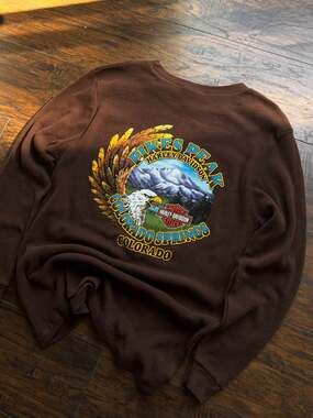 Vintage Harley-Davidson Pikes Peak Colorado Springs Thermal Long Sleeve  Brown